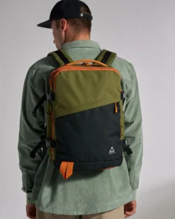Boondocker Expandable Travel Pack