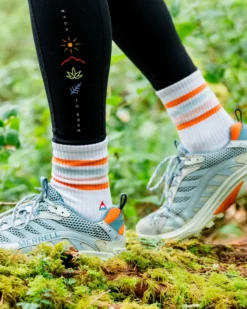 Classic Midweight Crew Socks