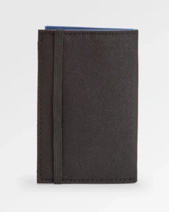Essentials Wallet