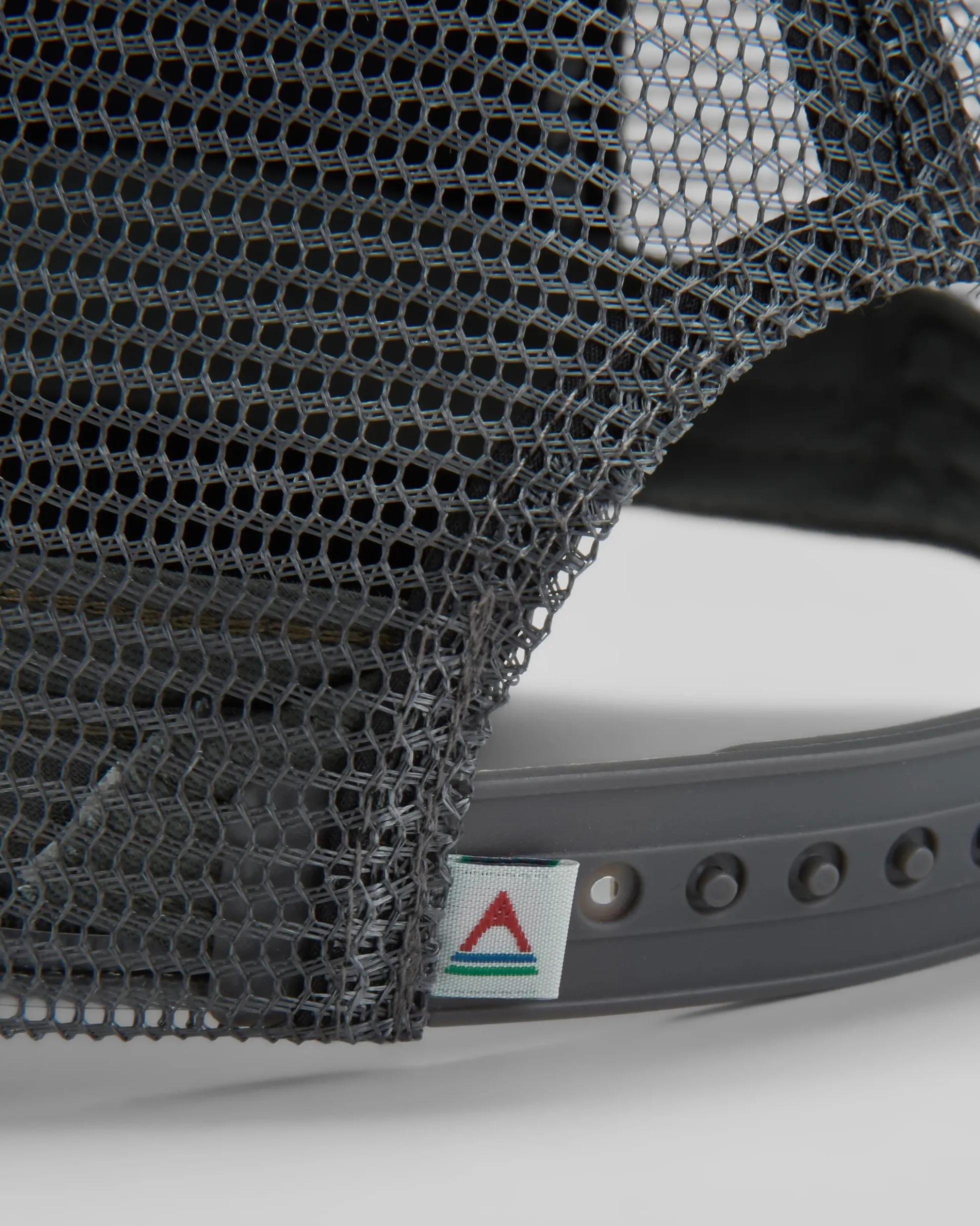 Heritage Mesh Snapback Cap