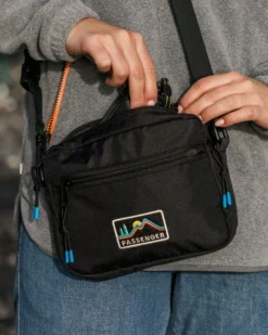 Mainland Hip Pack