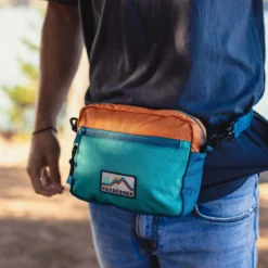 Mainland Hip Pack