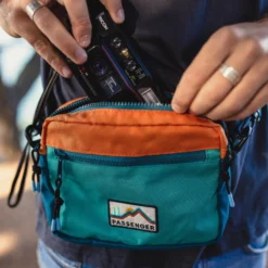 Mainland Hip Pack