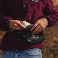 Mainland Hip Pack