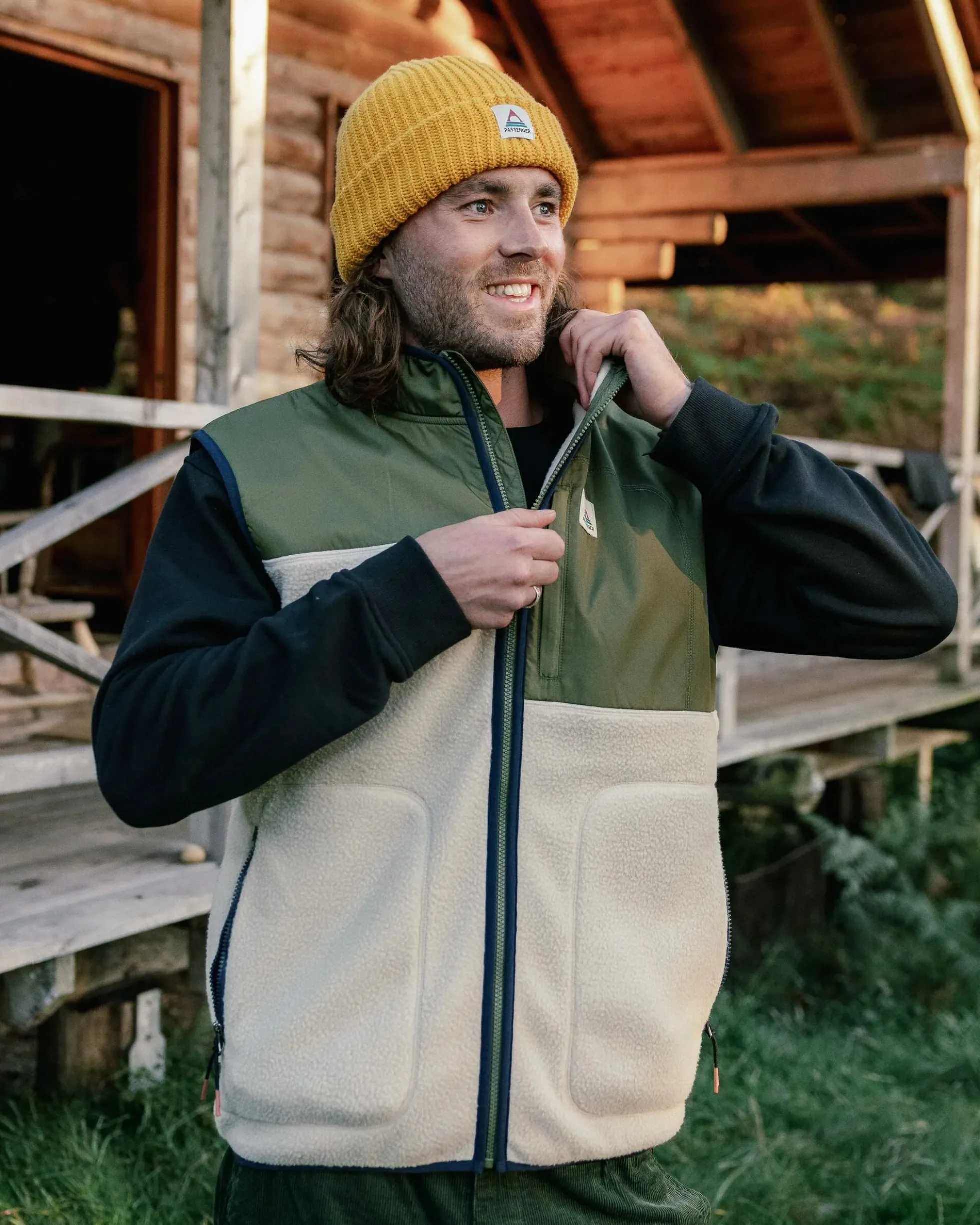 Men's Offgrid Sherpa Fleece Vest