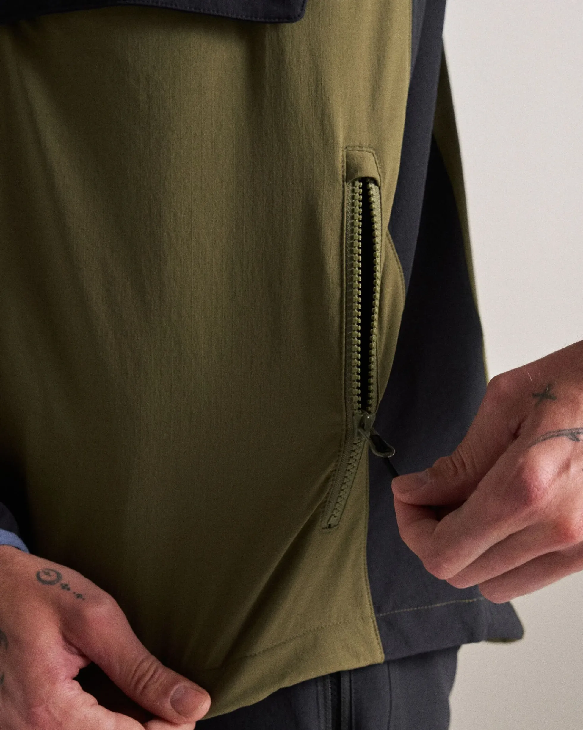 Men's Roamer Light Softshell Anorak