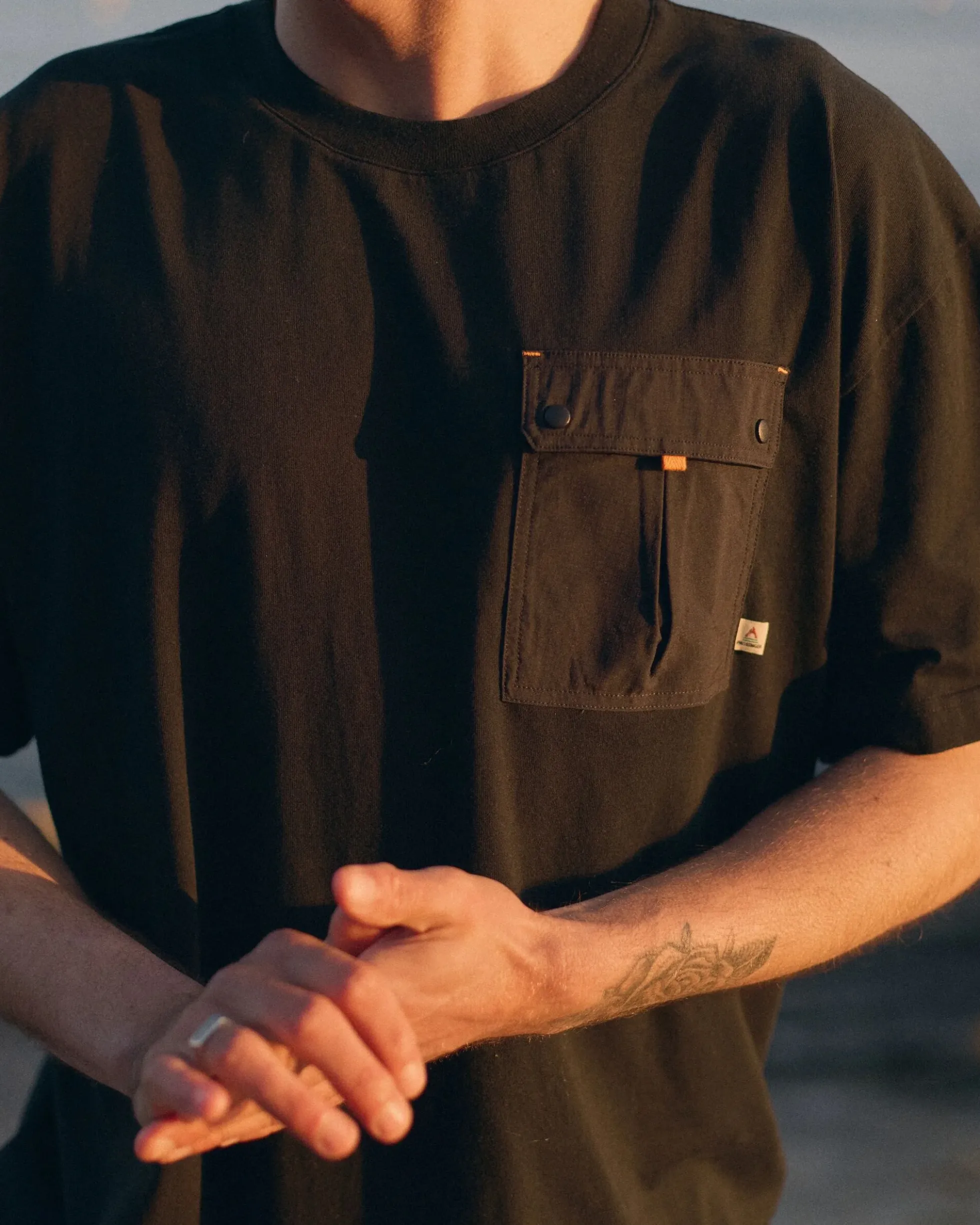 Men's Travel Pocket Relaxed Fit T-Shirt
