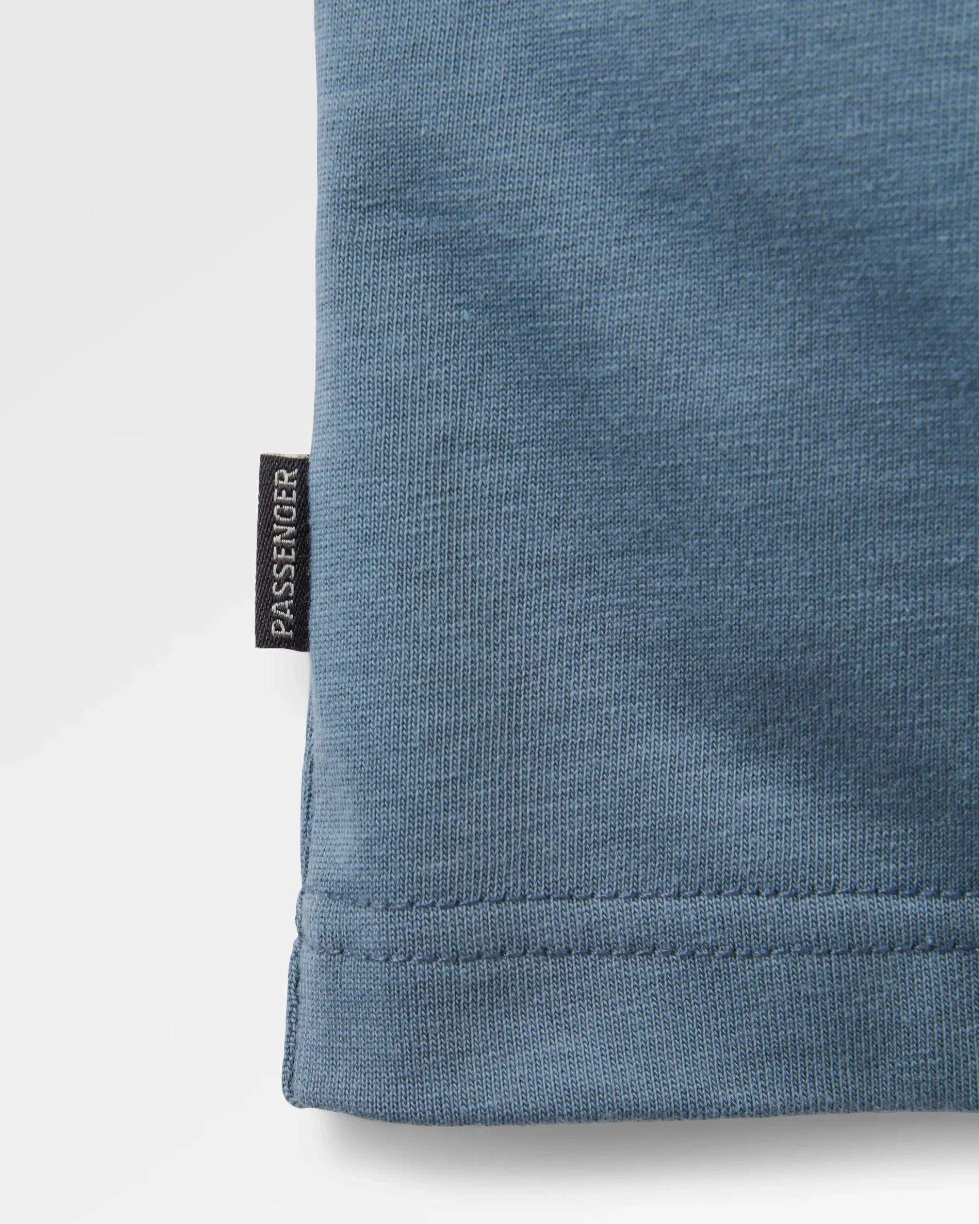 Men's Vita Logo Relaxed Fit T-Shirt