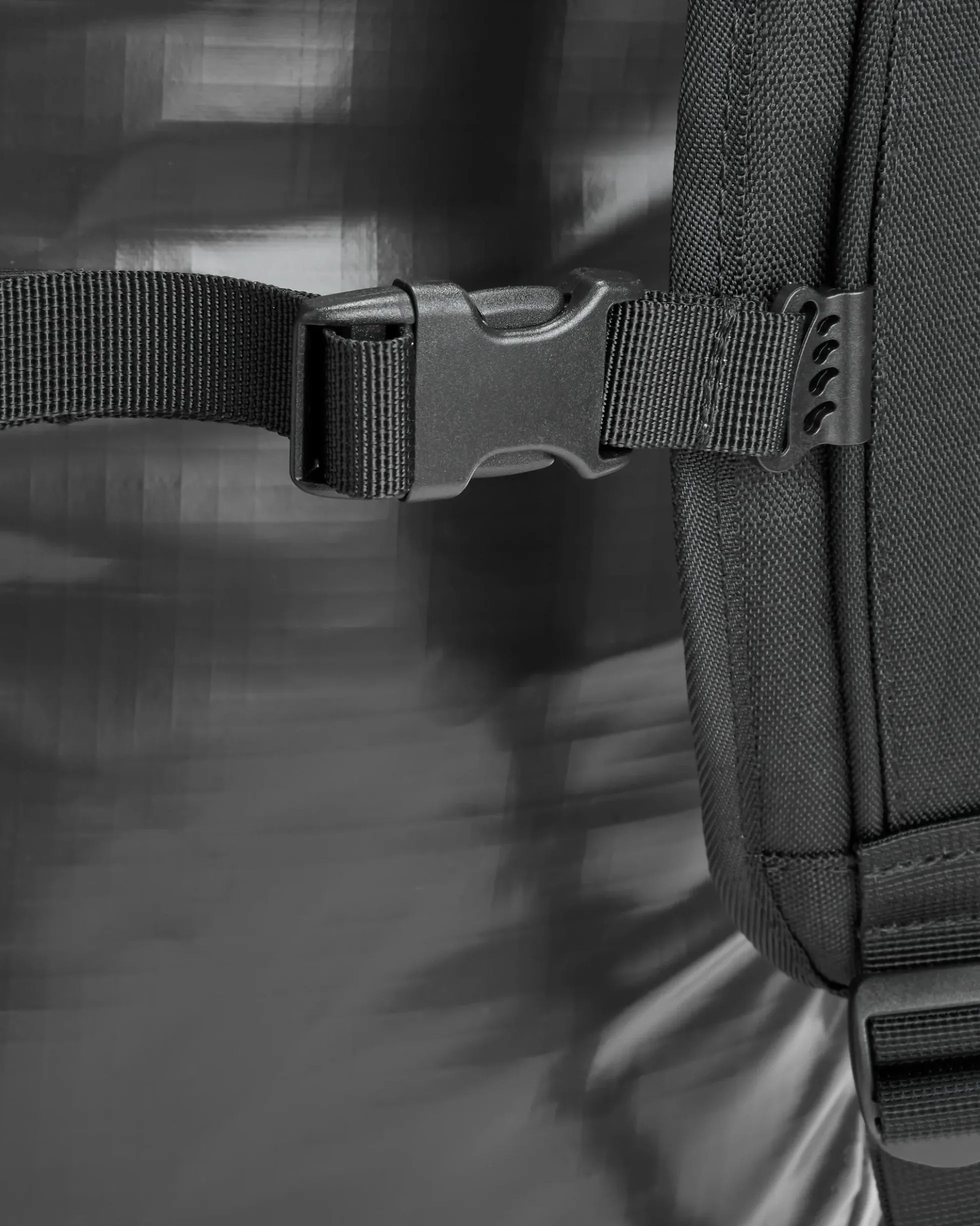 Roamer 40L Duffel Bag