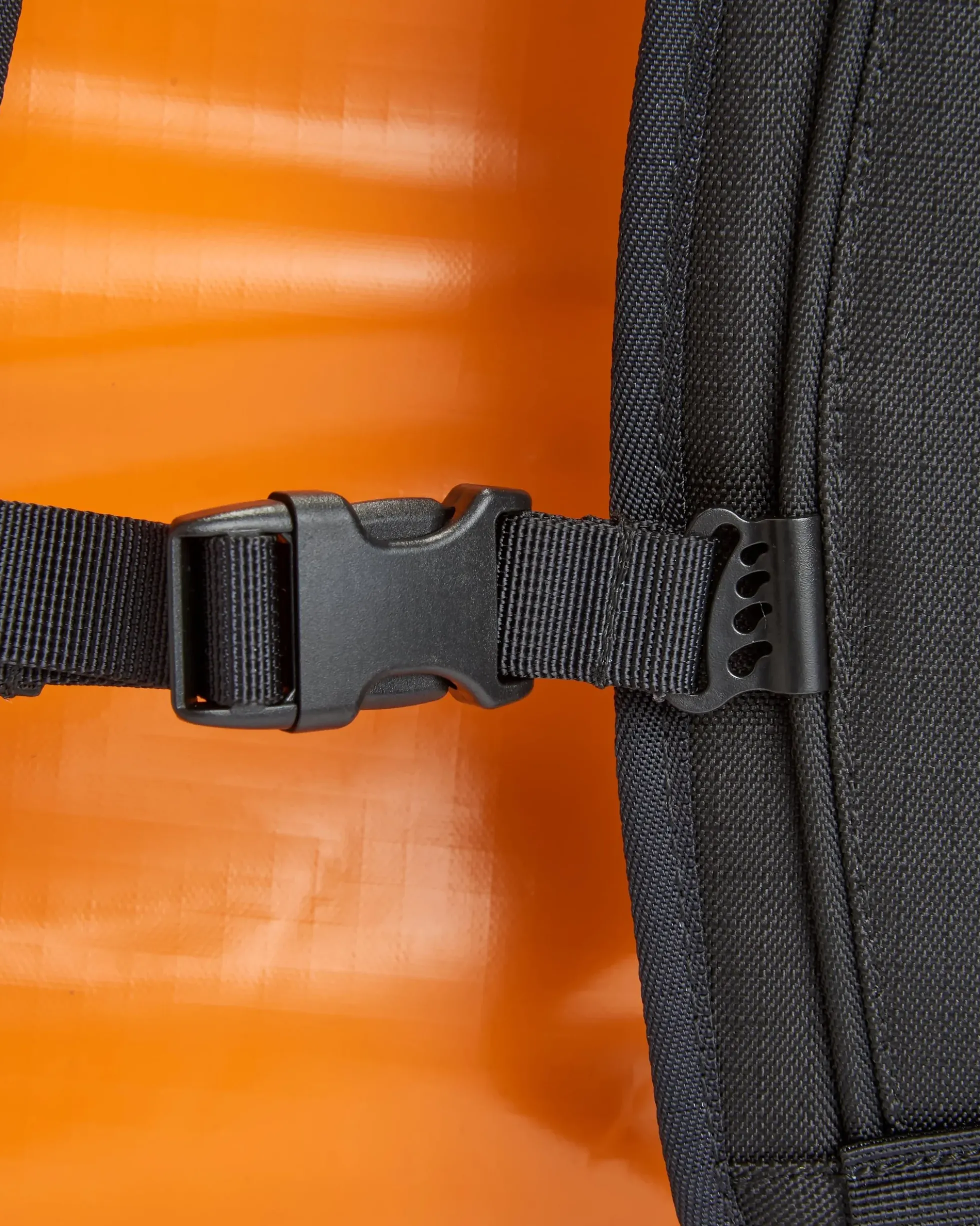 Roamer 80L Duffel Bag