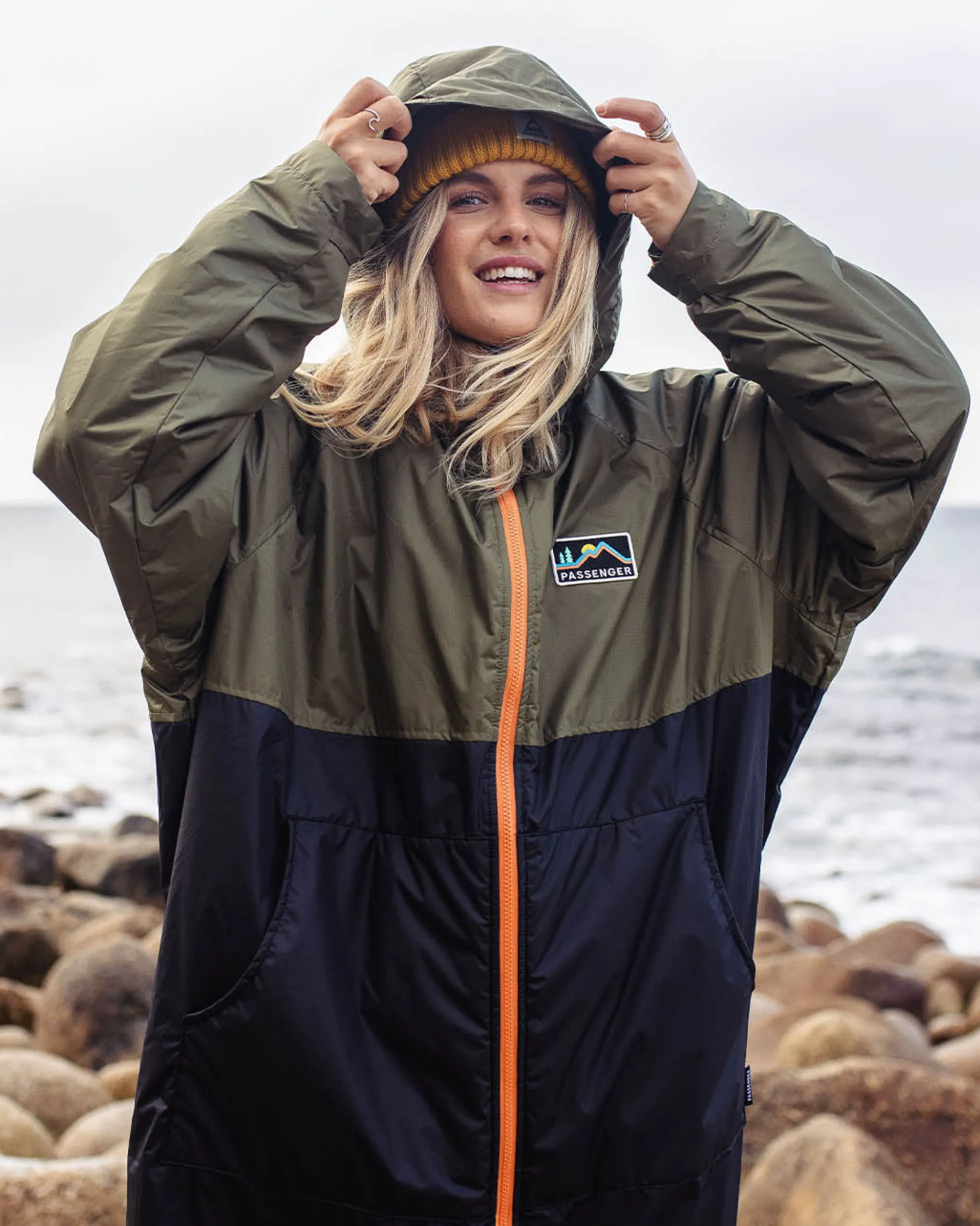 Roaming Sherpa Lined Changing Robe