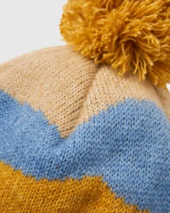 Scenic Bobble Beanie