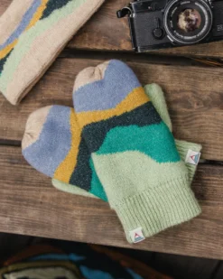 Scenic Fleece Lined Mittens