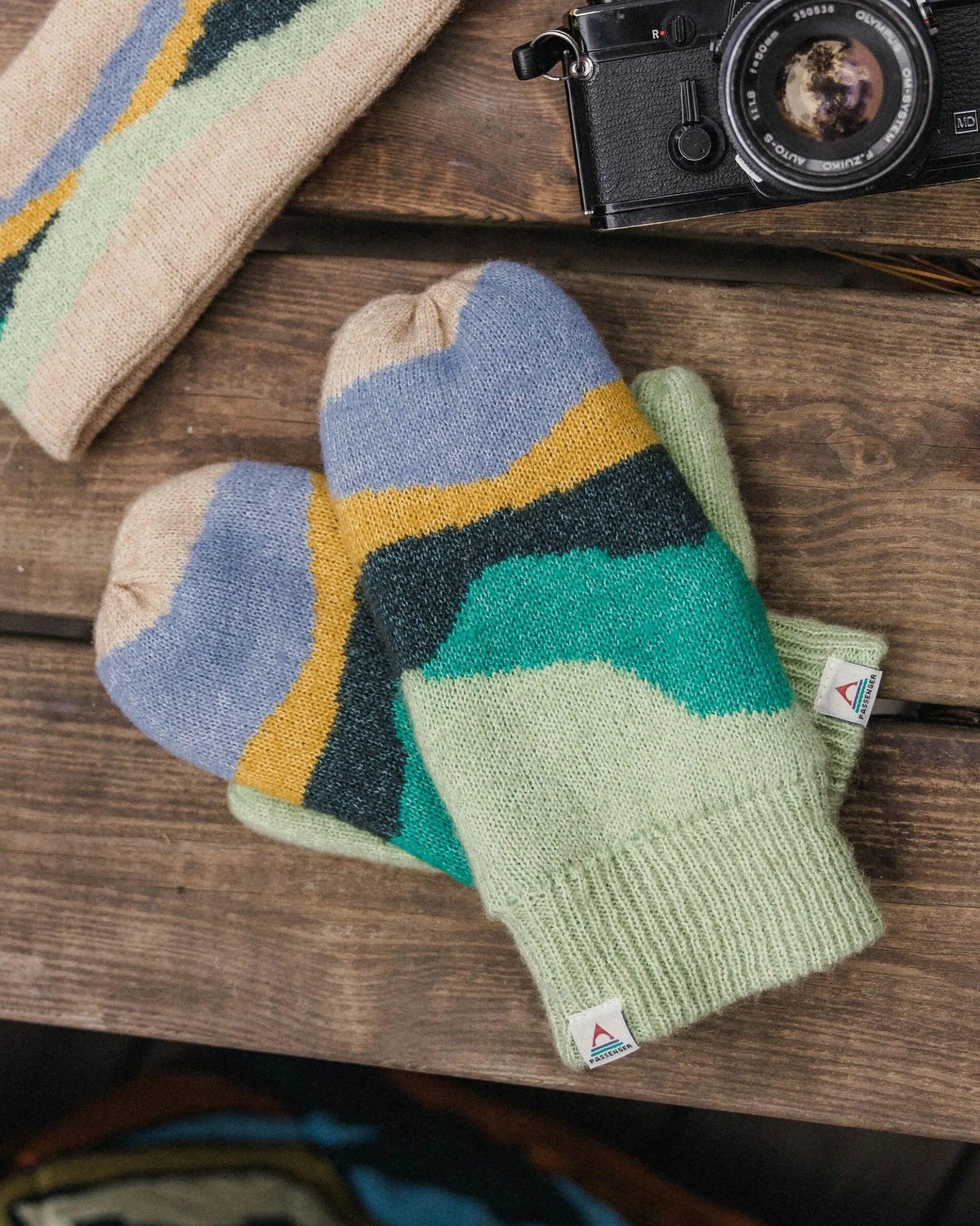 Scenic Fleece Lined Mittens