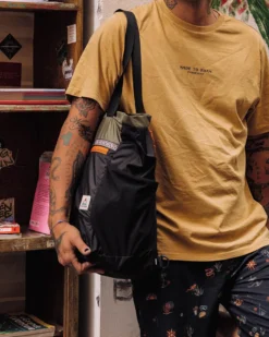 Stow Tote 22L Backpack