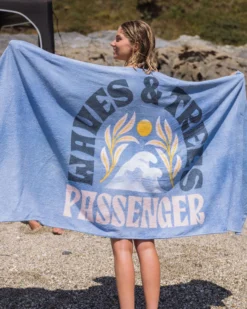 Tideline Organic Cotton Beach Towel