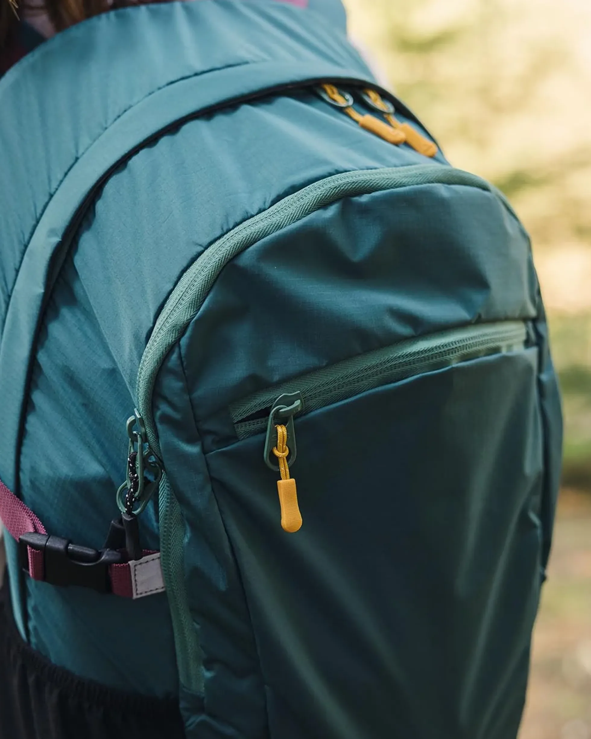 Track 20L Backpack