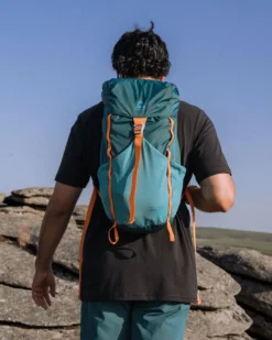 Travelscape Light 24L Backpack
