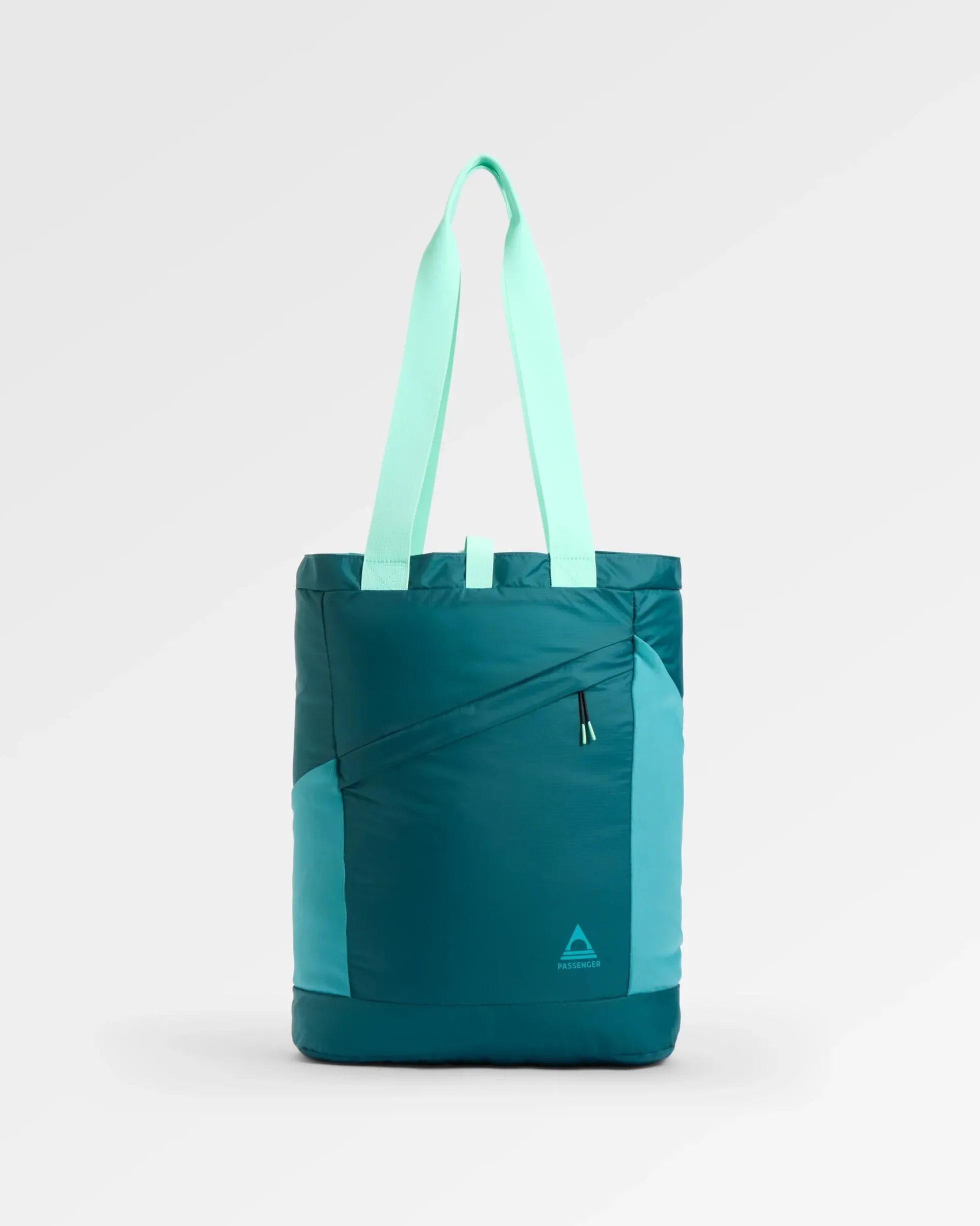 Travelscape Light Tote