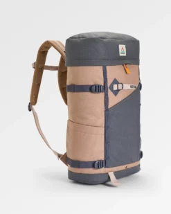 Vantage 30L Backpack