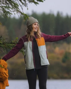 Venturescape Women's Fleece