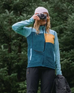 Venturescape Women's Fleece
