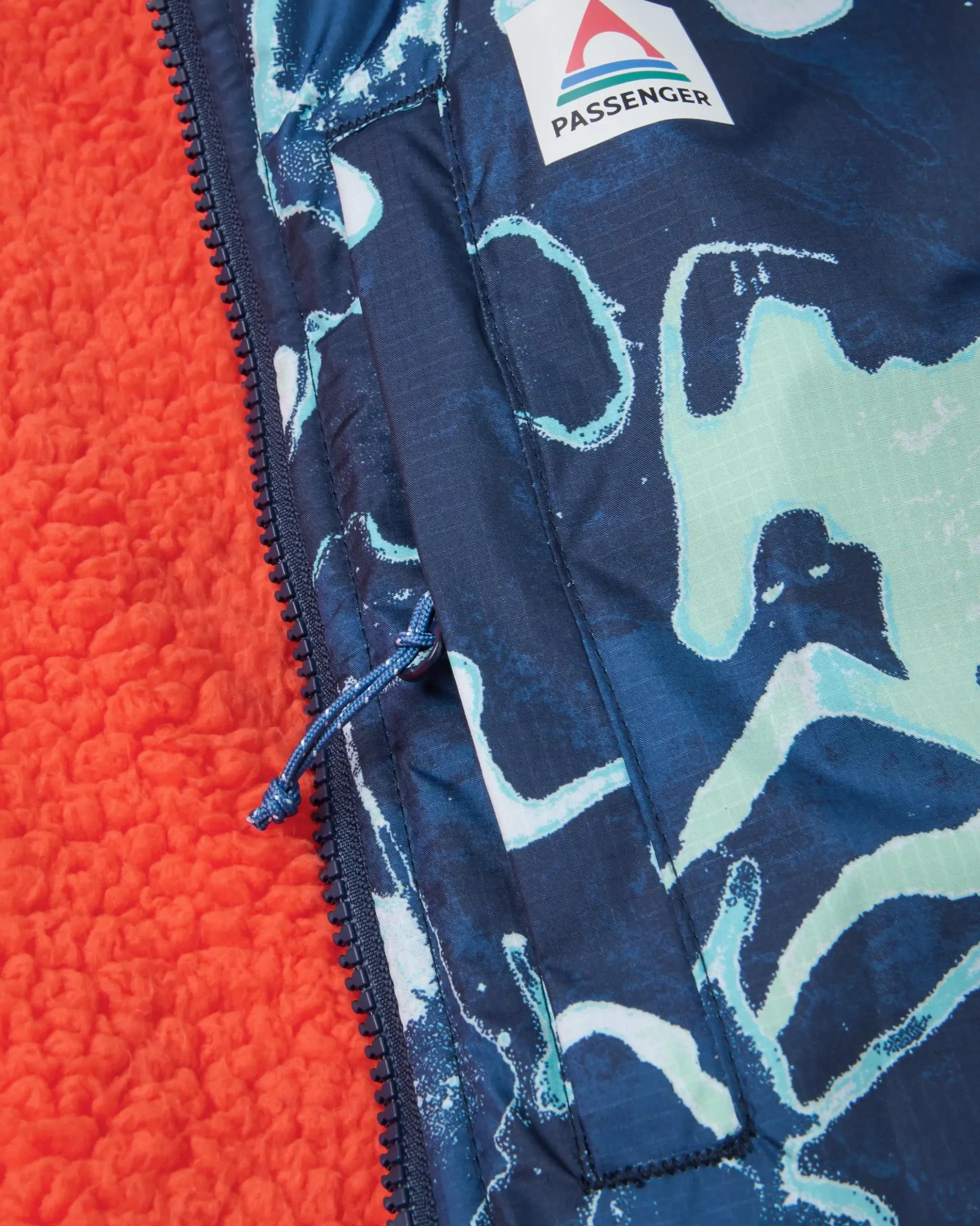 Waves Sherpa Lined Changing Robe
