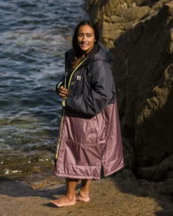 Waves Sherpa Lined Changing Robe