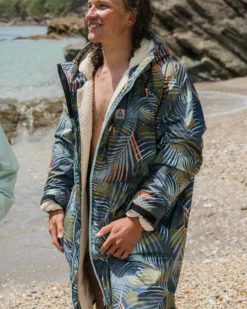 Waves Sherpa Lined Changing Robe