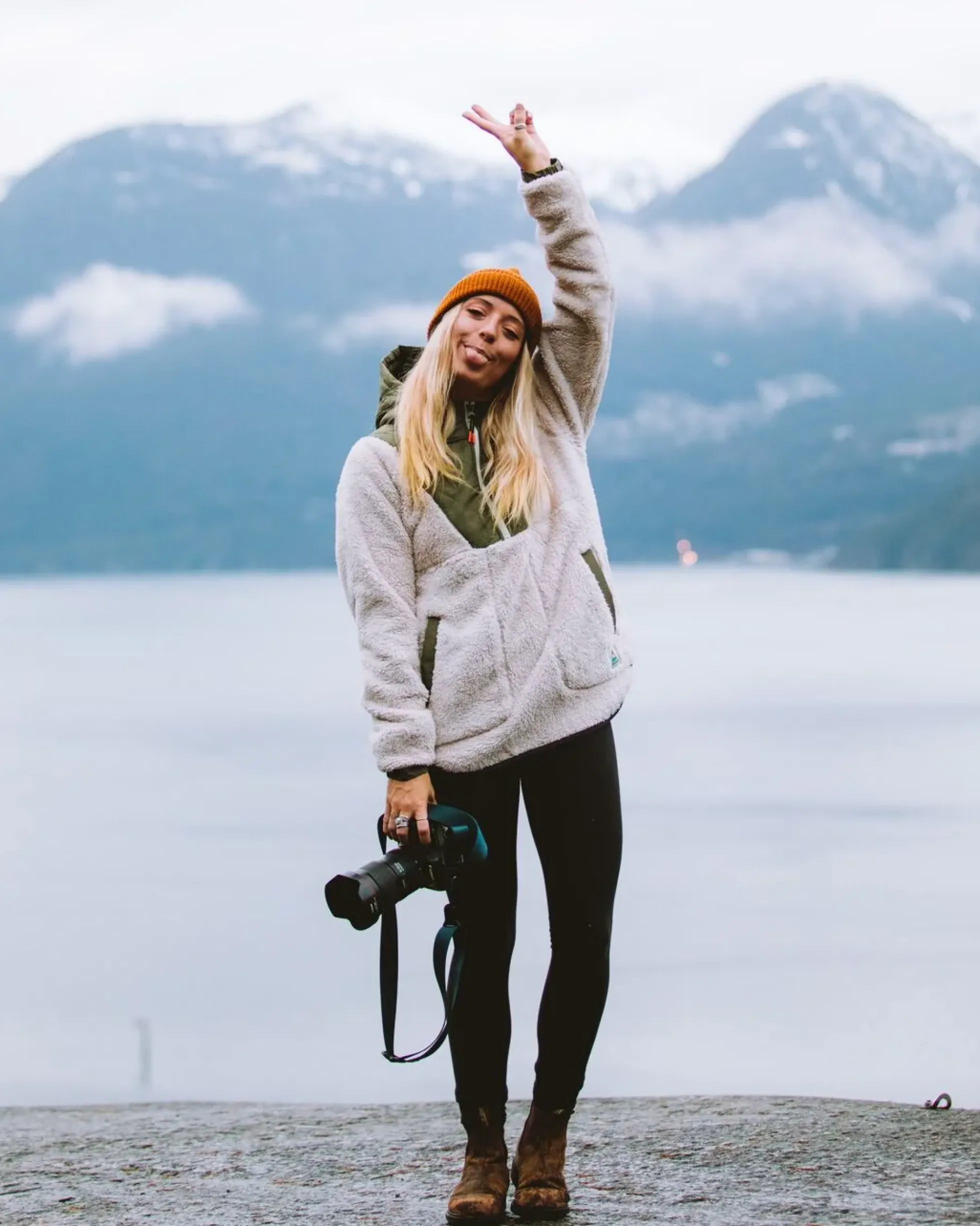 Women's Beaumont Sherpa Hooded Fleece