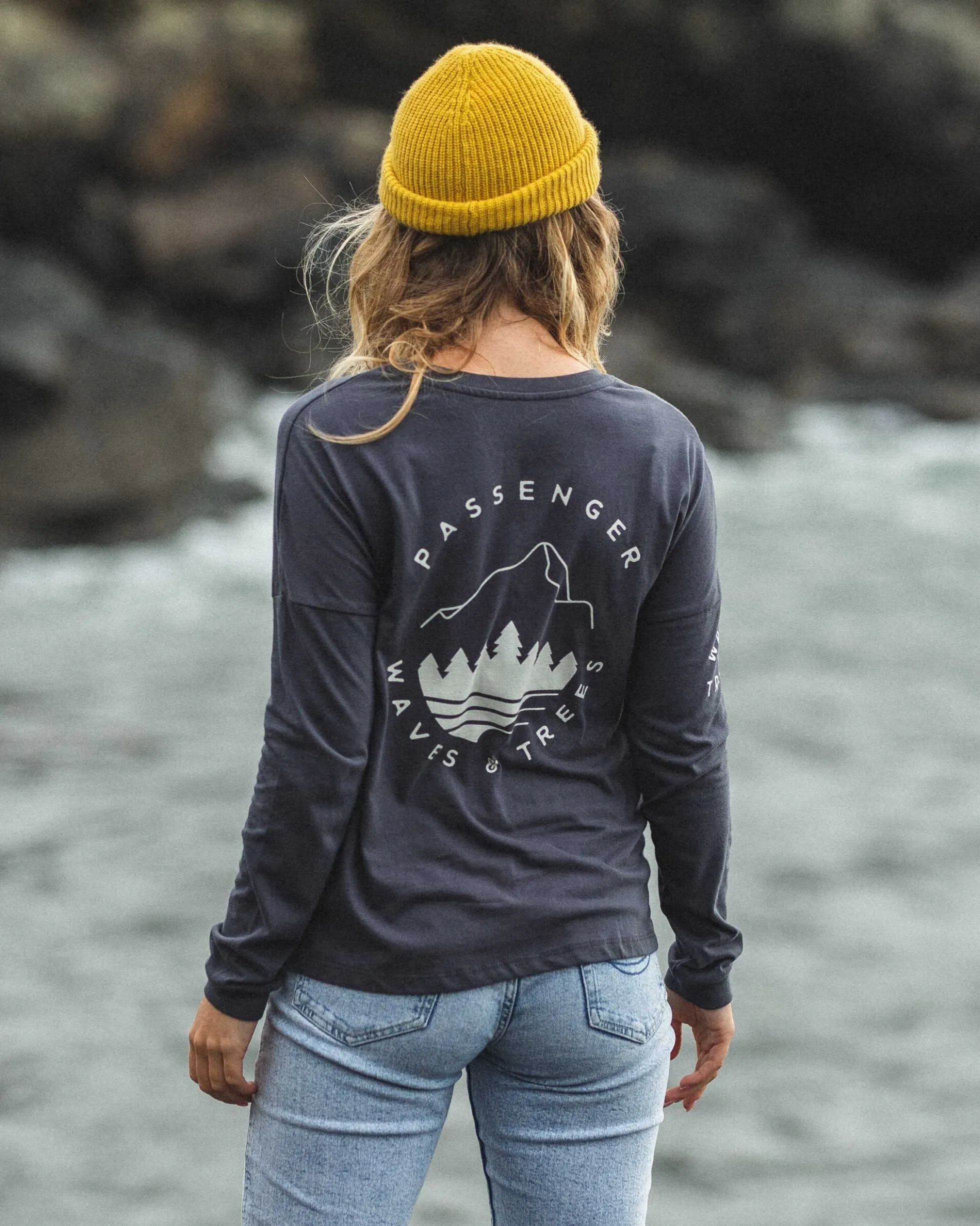 Women's Big Leaf LS T-Shirt