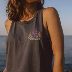 Women's Cactus Vest