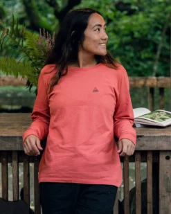 Women's Classic LS T-Shirt