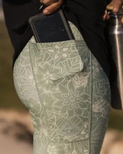 Women's Fresh Air Leggings