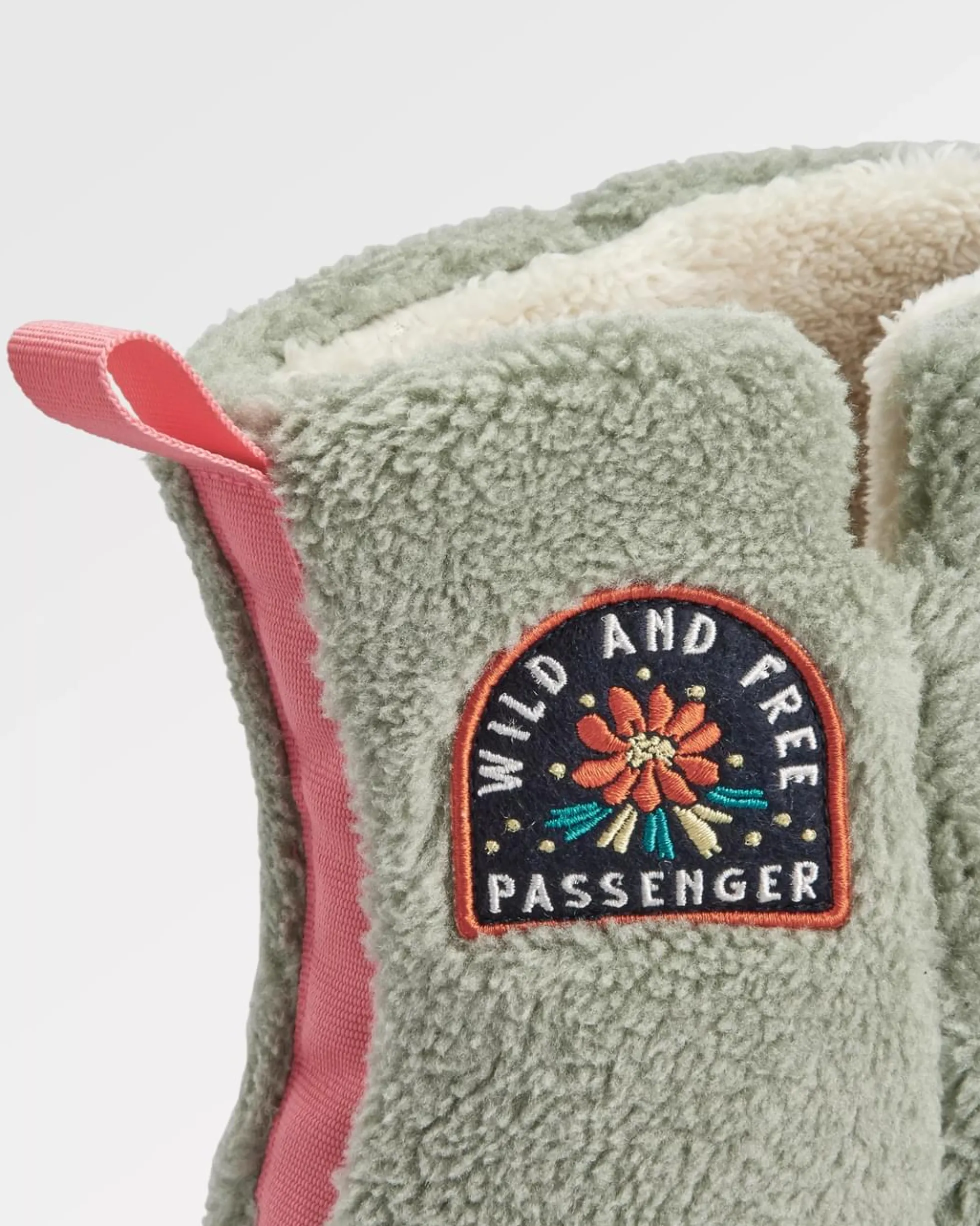 Women's Hideaway Hut Slipper