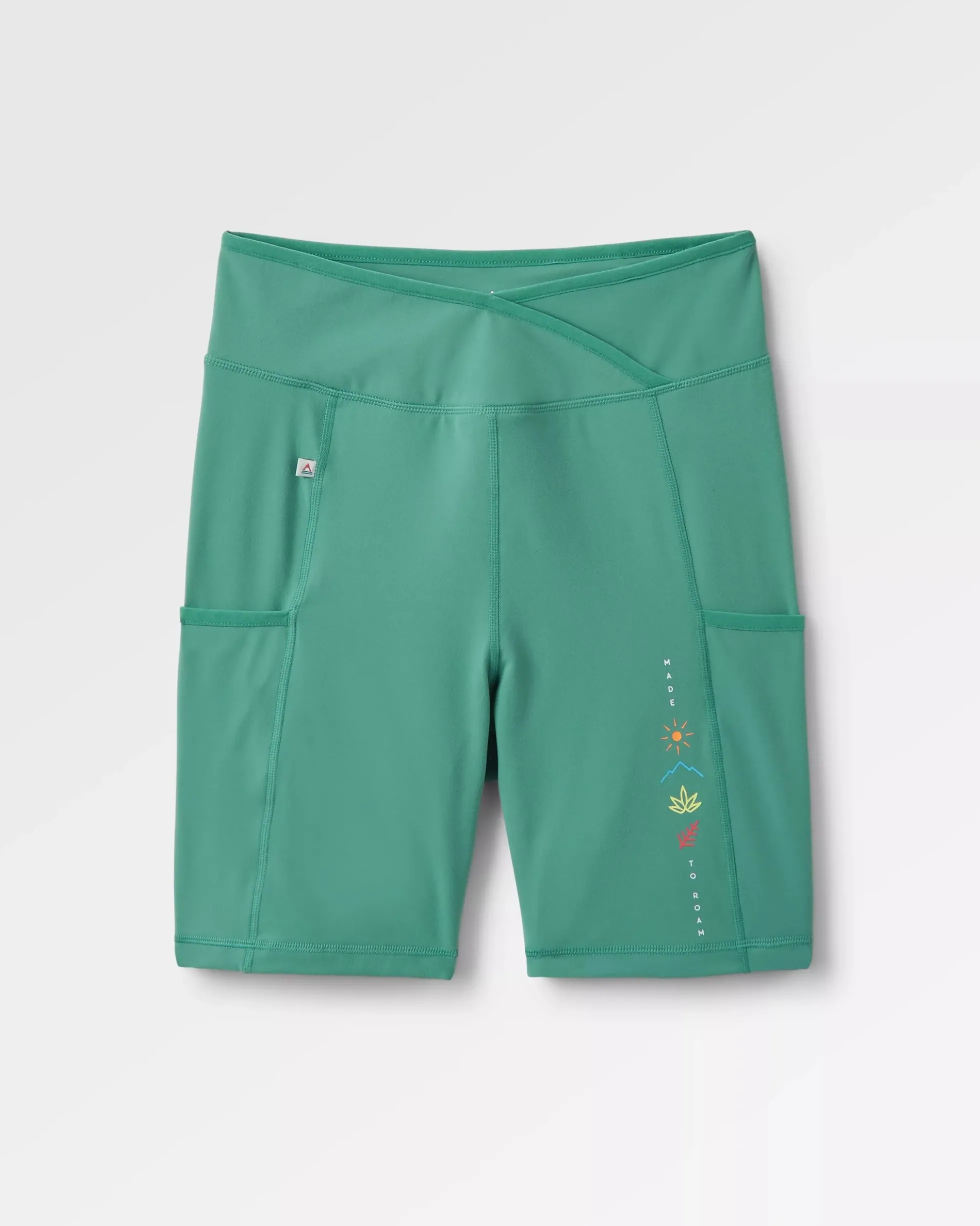 Women's Mantra Active Short