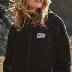 Women's North Coast Full Zip Sherpa Fleece
