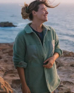 Women's Rappel Sherpa Oversized Shirt