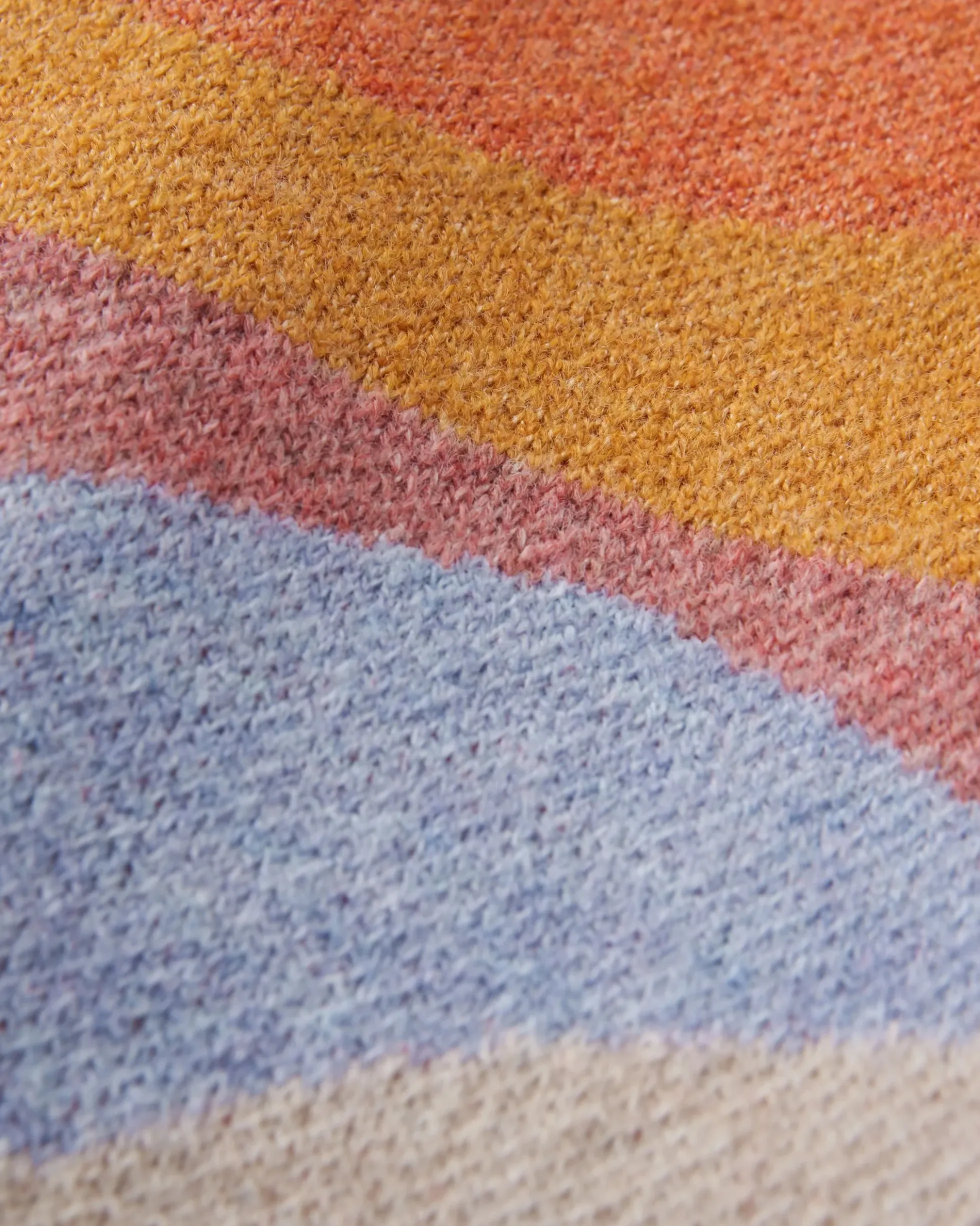 Women's Scenic Knitted Cardigan