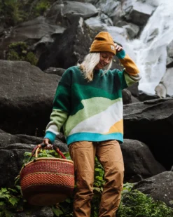 Women's Scenic Knitted Jumper