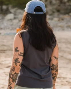 Women's Seasonal Vest