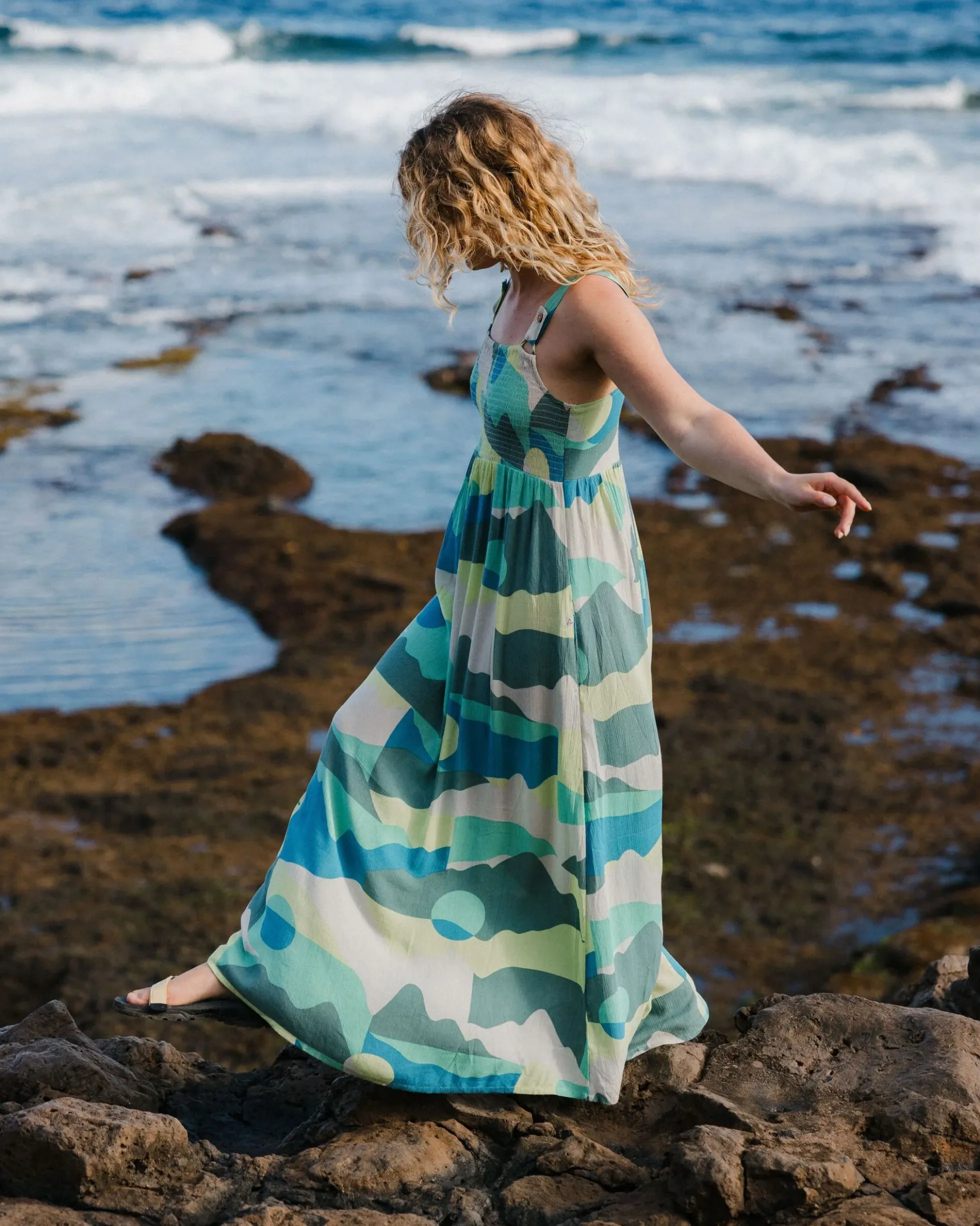 Women's Soleis Woven Maxi Dress