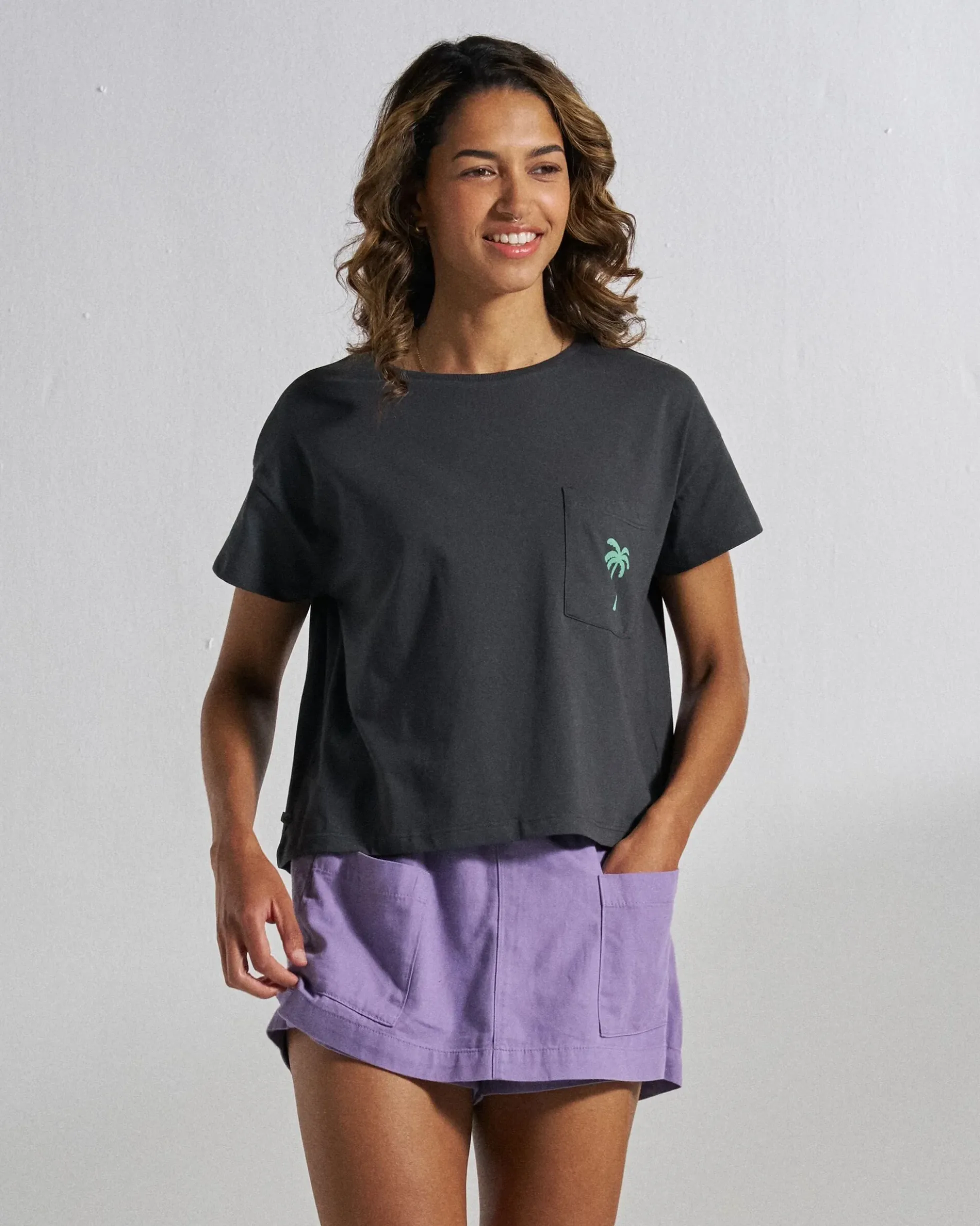 Women's Stack Pocket T-Shirt