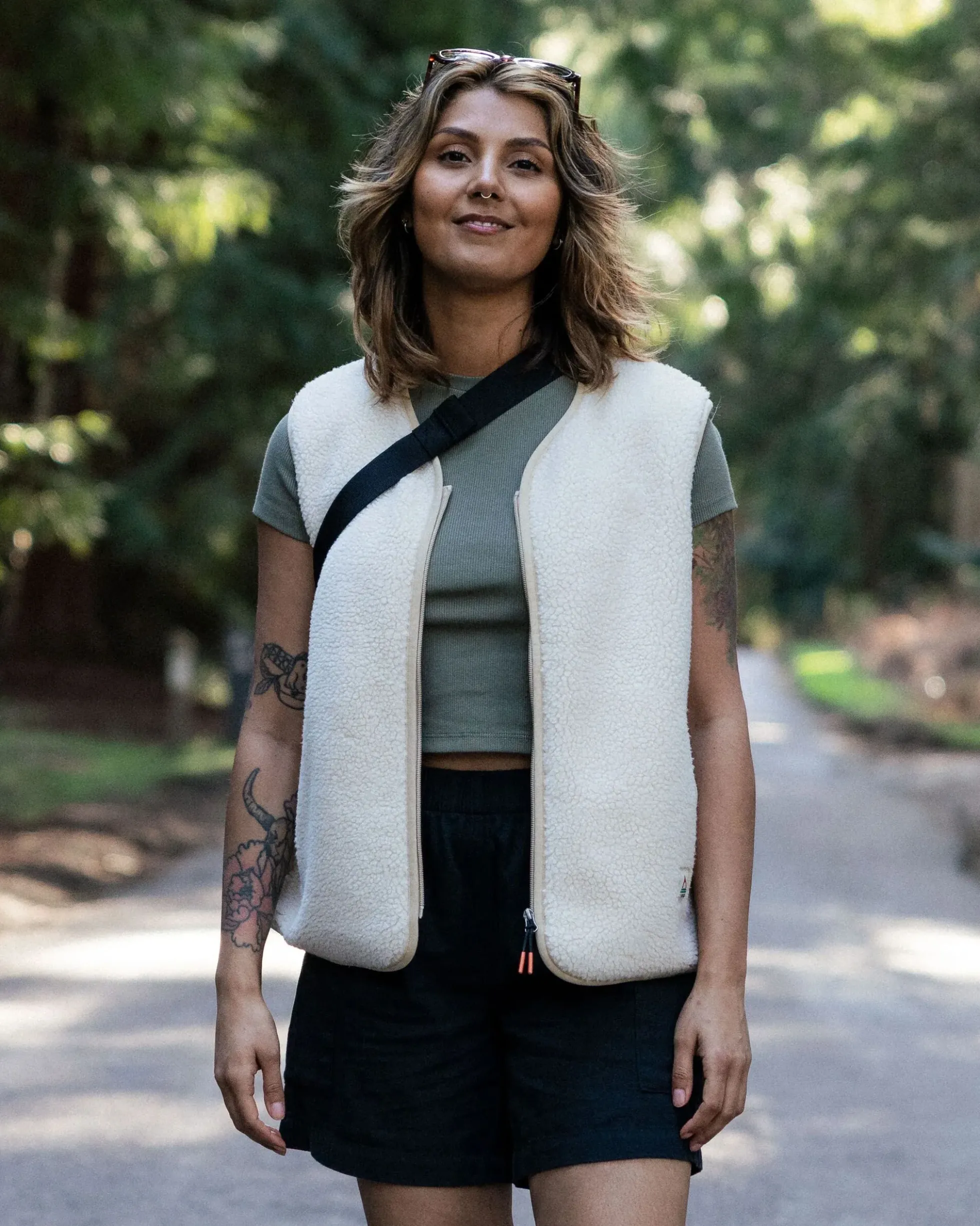 Women's Tawny Collarless Deep-Pile Sherpa Gilet