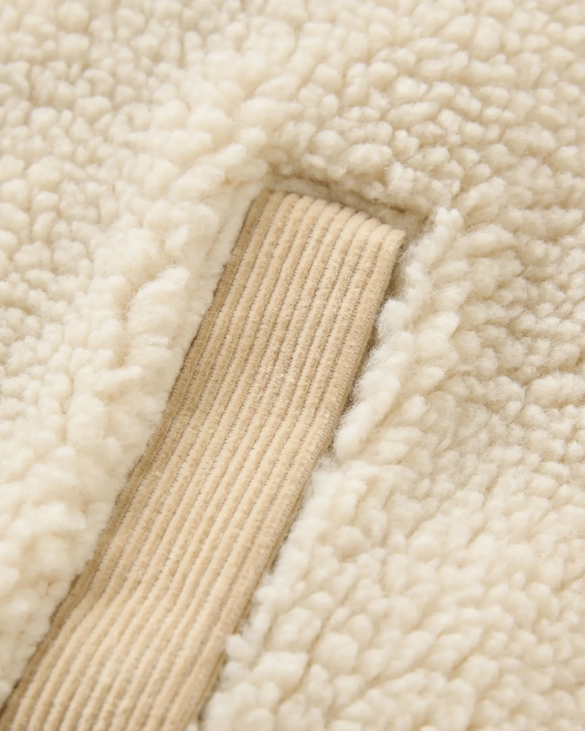 Women's Tawny Collarless Deep-Pile Sherpa Gilet